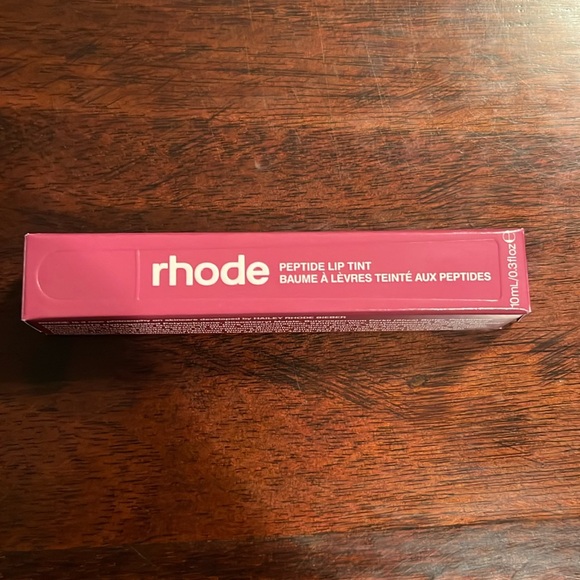 RHODE Peptide Lip Tint in VANILLA BIRTHDAY CAKE - Picture 3 of 6